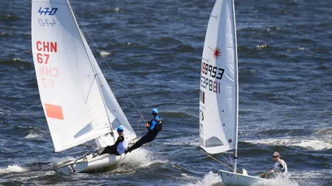 火箭揽双杰，哈登创历史新高，球队新篇章开启，乔治与恩比德转会定局。